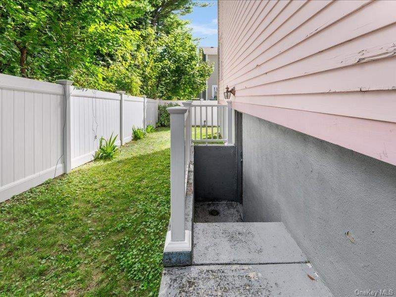 Stairs to basement.