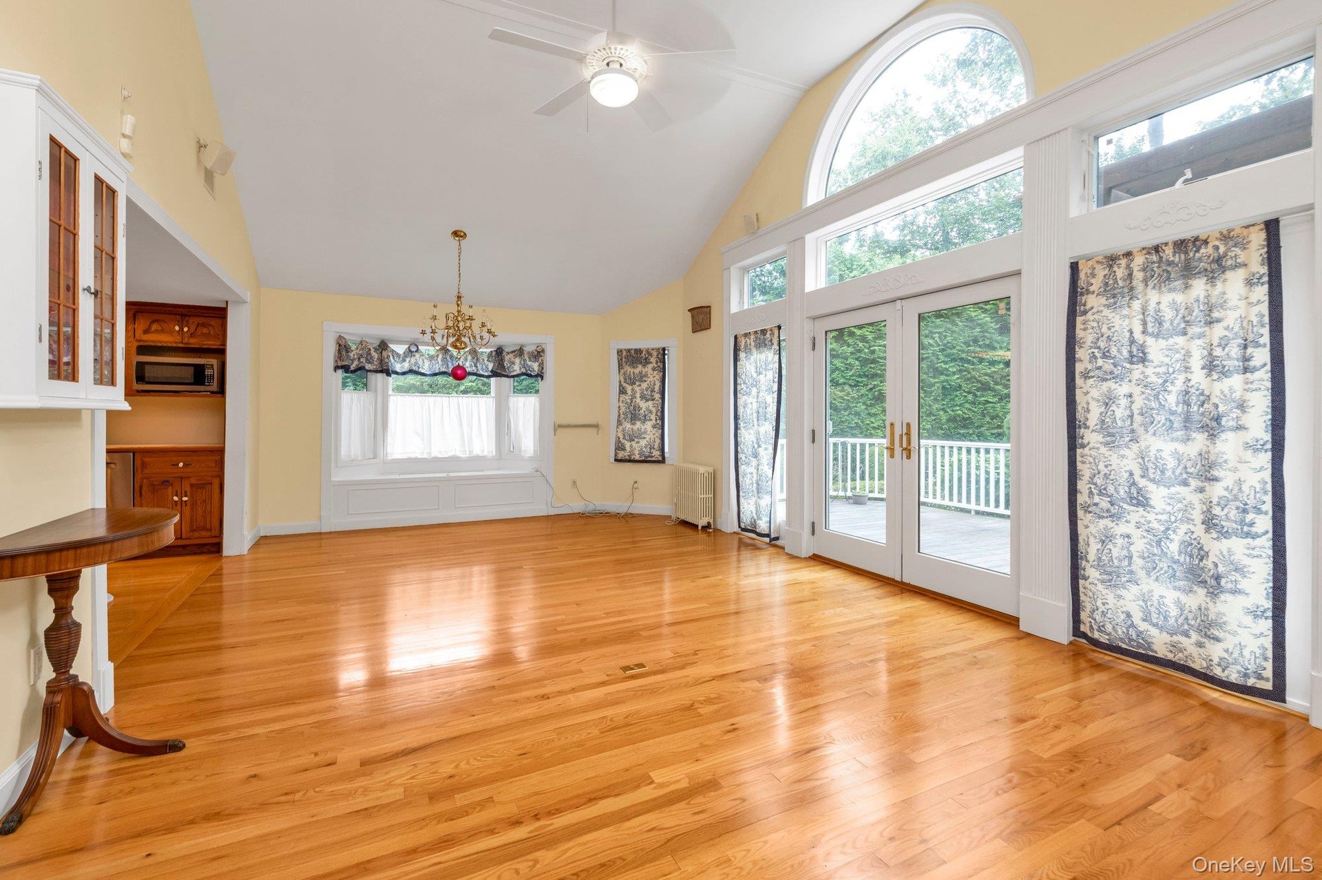 "Great" Room/Family Room with Outside Access