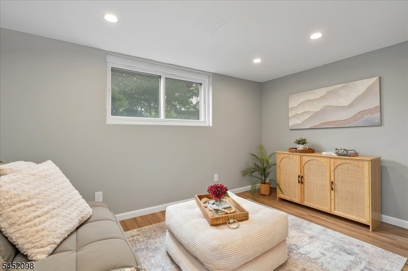 Rec Room/2nd Family Room