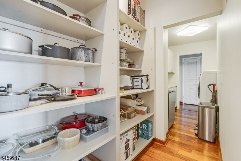 walk in pantry