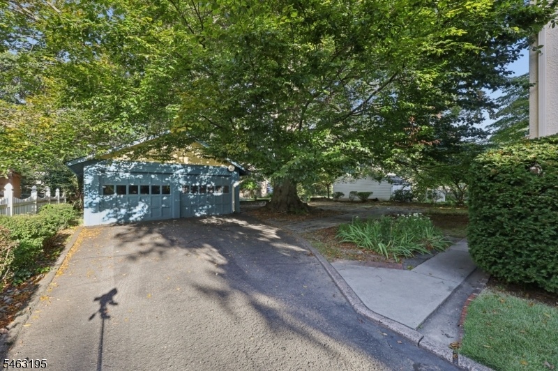 2-car garage