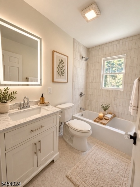 Bathroom virtually staged