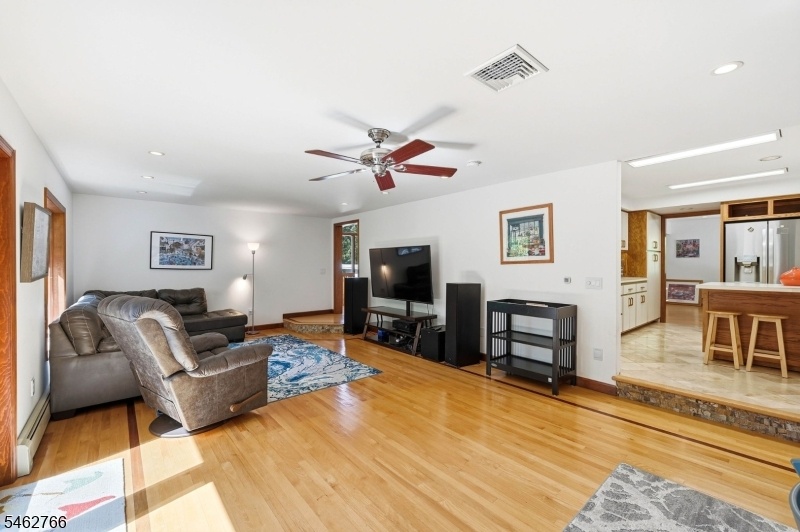 familyroom3