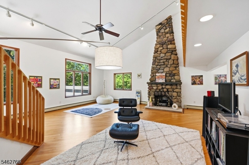 Livingroom6