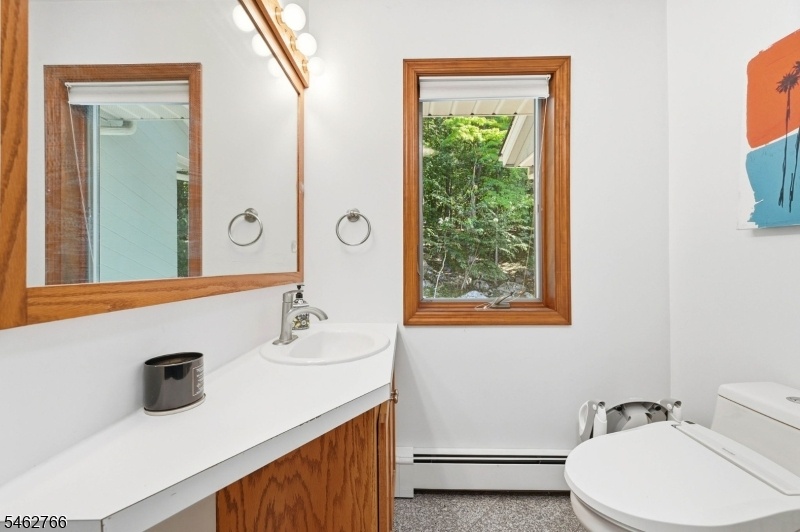 full bathroom2