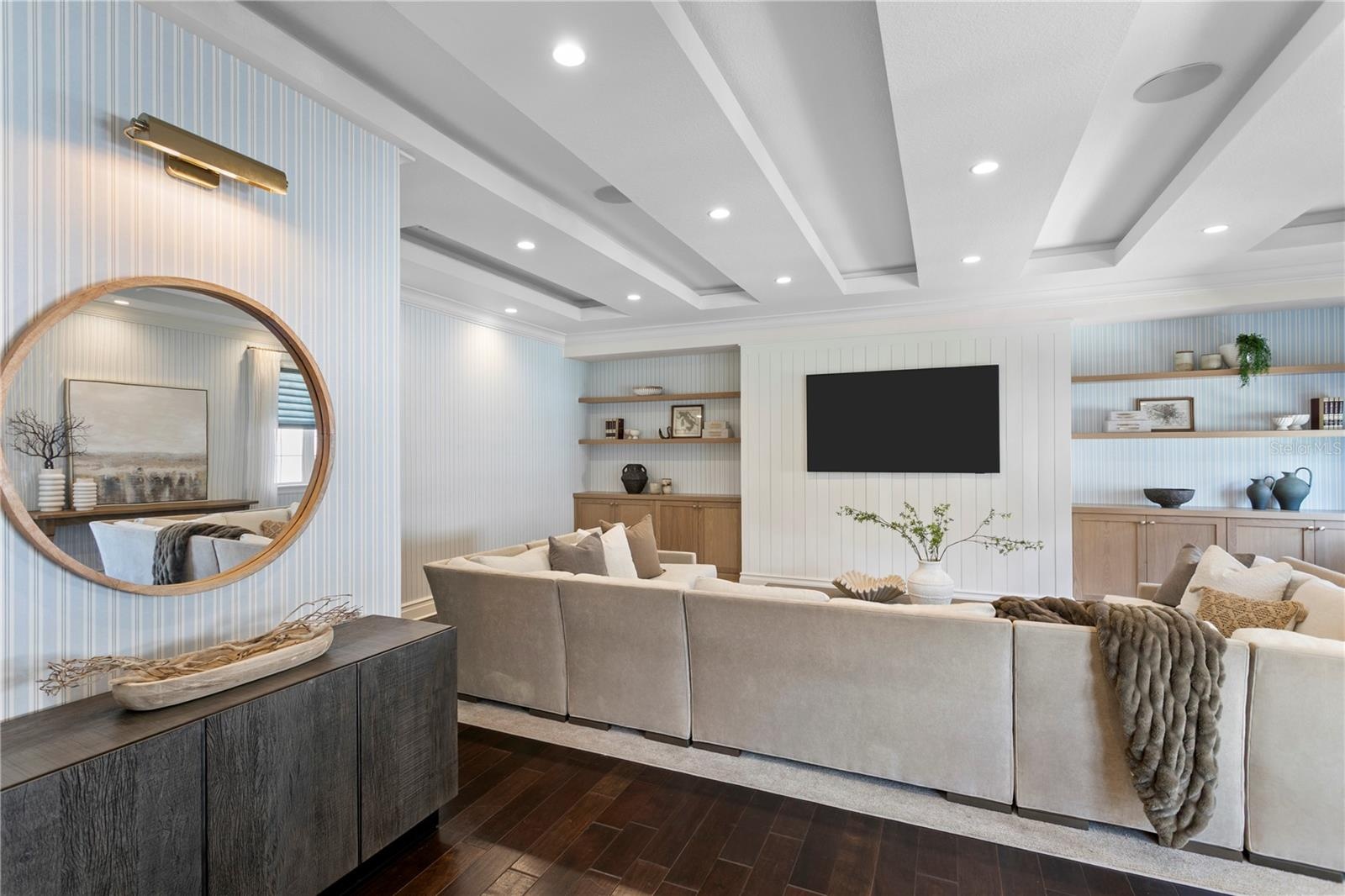 Family room - 2nd Floor