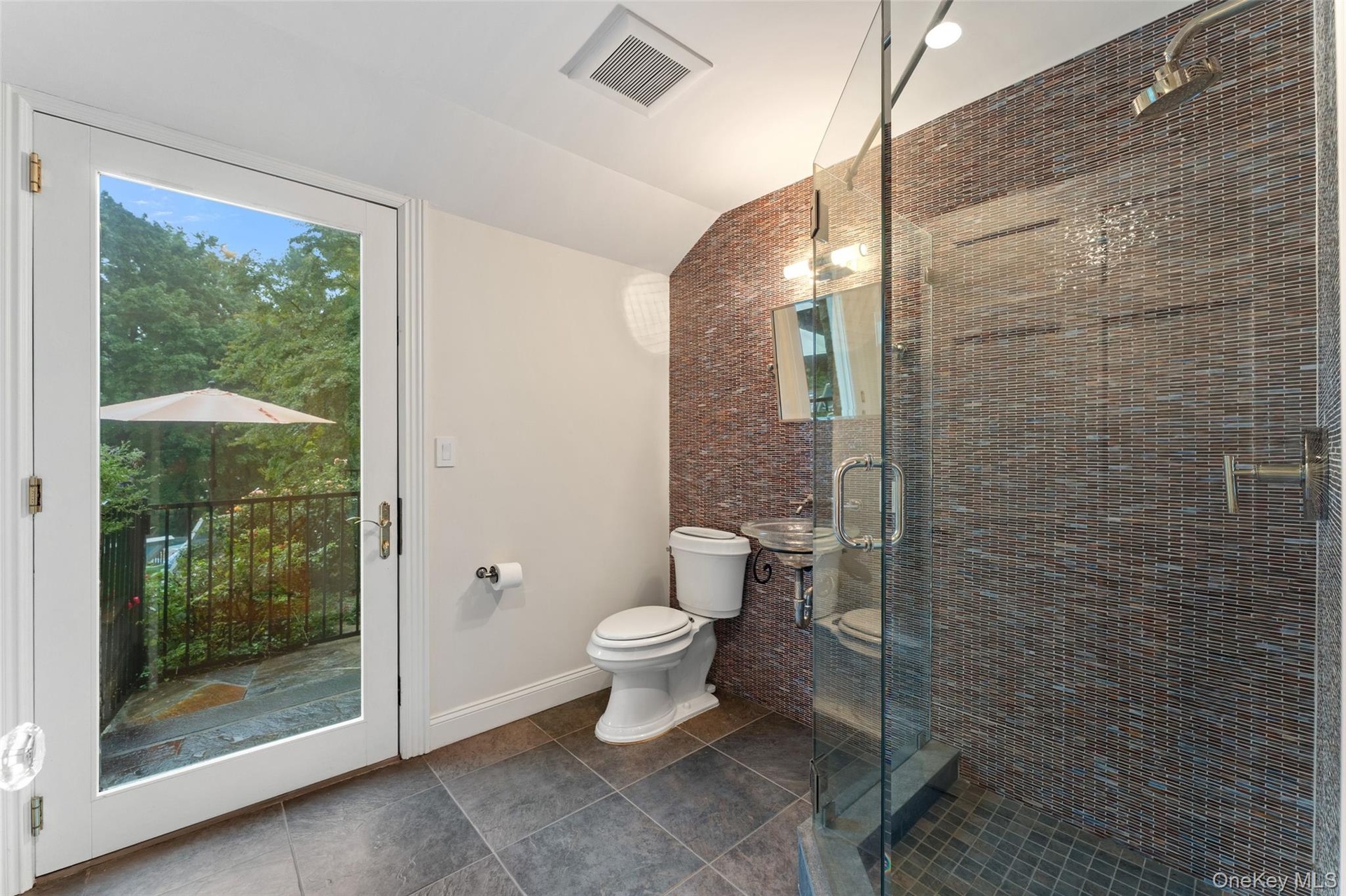 Lower level Full Bathroom