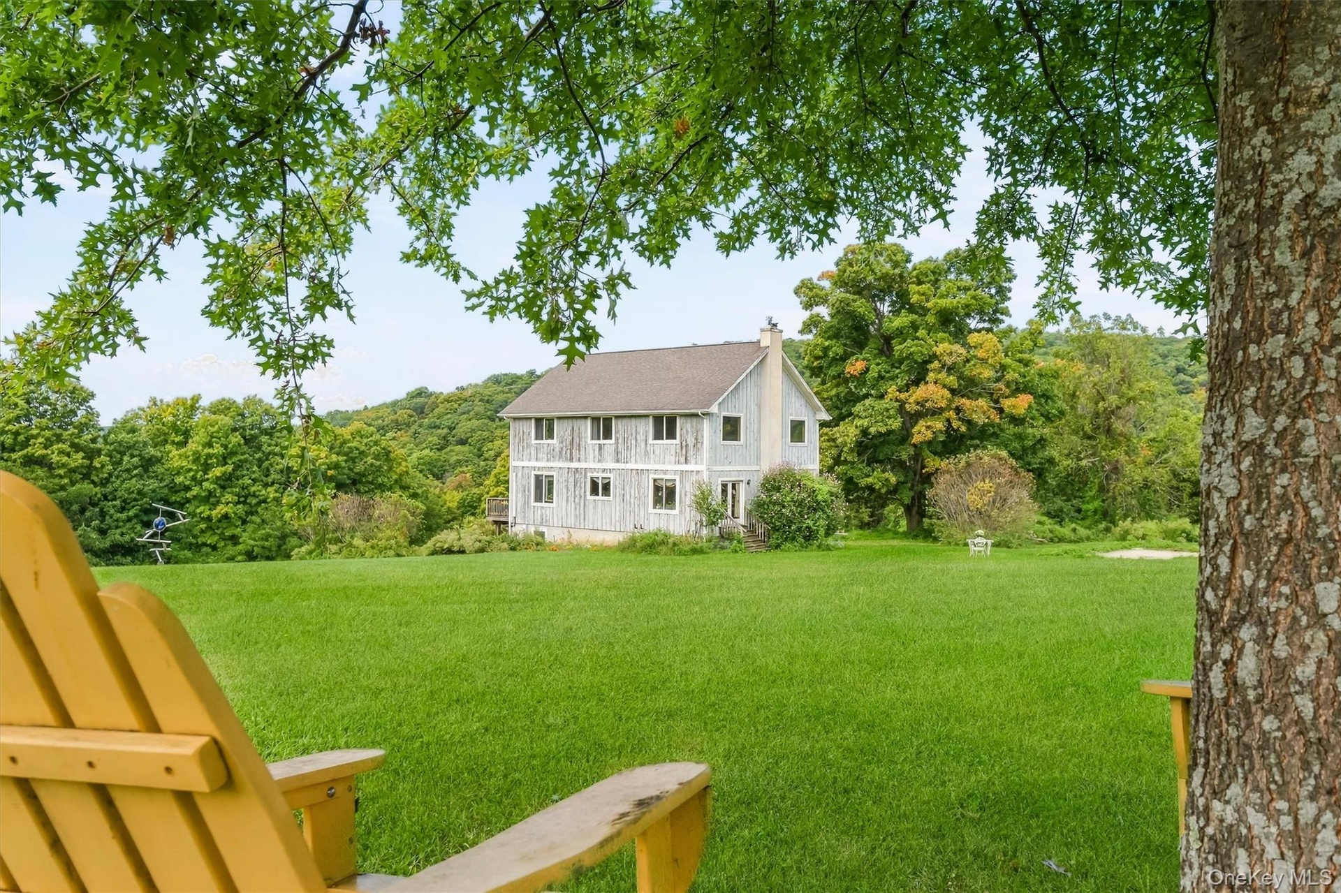 Beautiful views, privacy, gentle breezes.