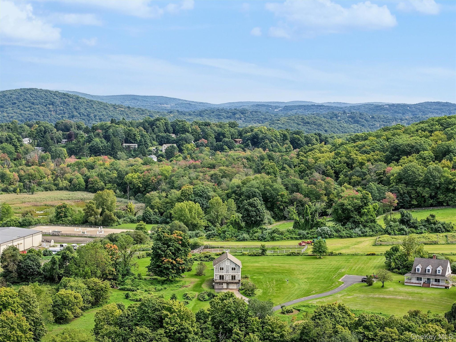 Crossroads Equestrian Center is an English riding facility that offers leasing, boarding & riding lessons.