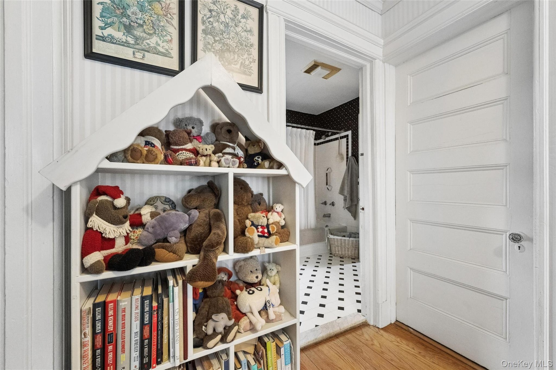 2nd floor hallway