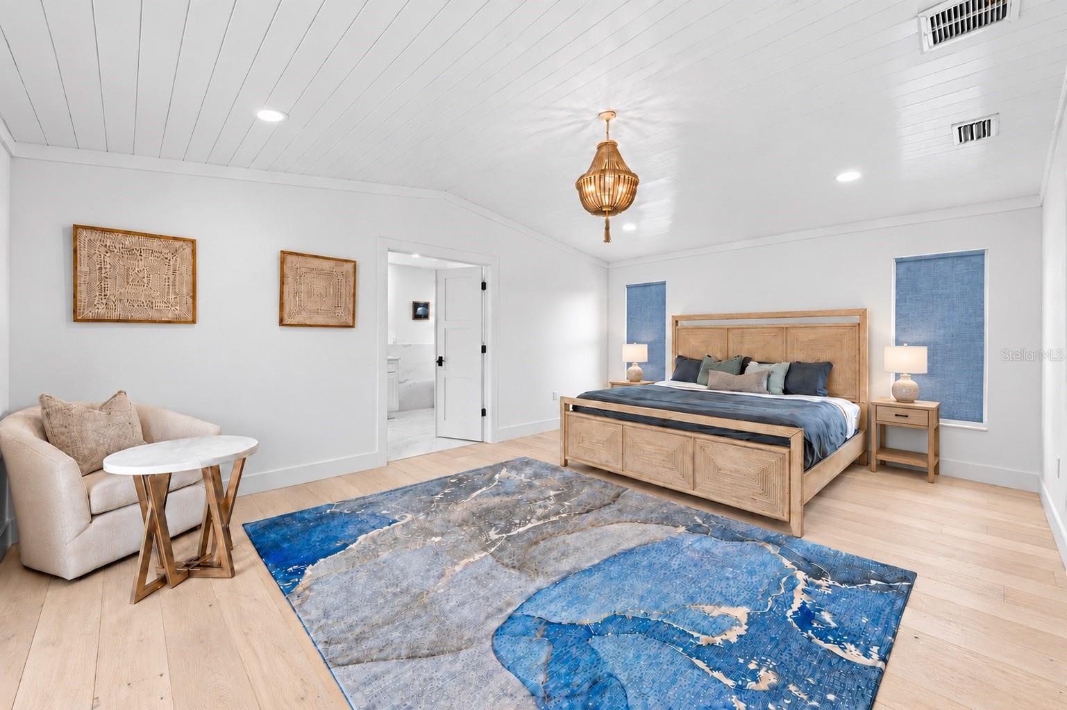 Primary suite