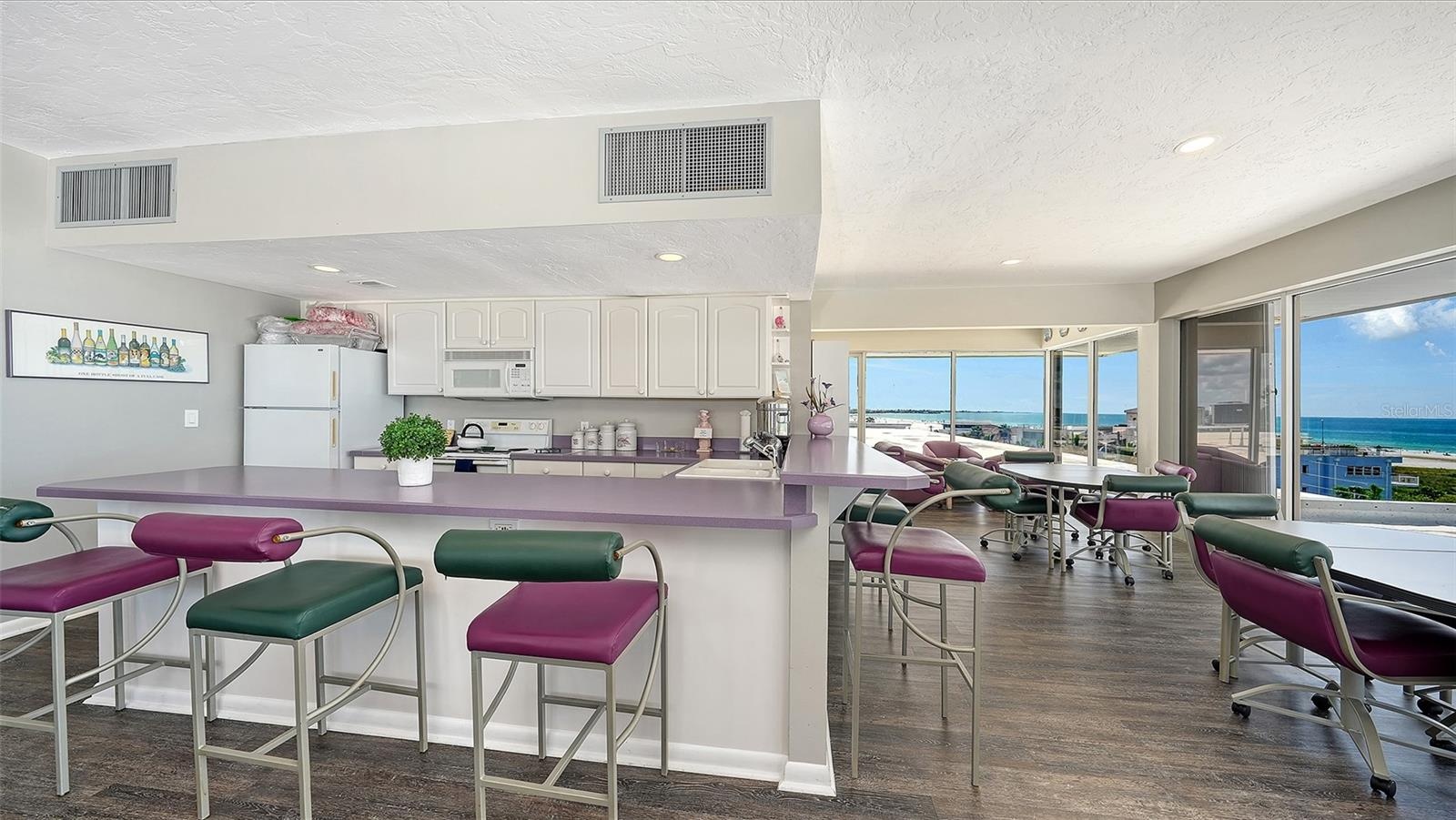 Full Kitchen in Club Room.