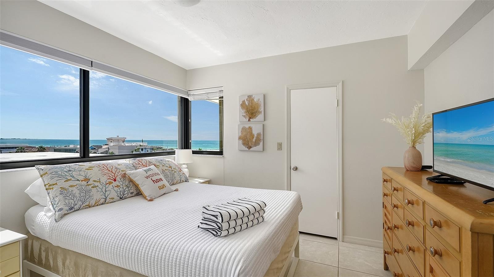 One Bedroom Guest Suite, fully updated and available to family of owners.