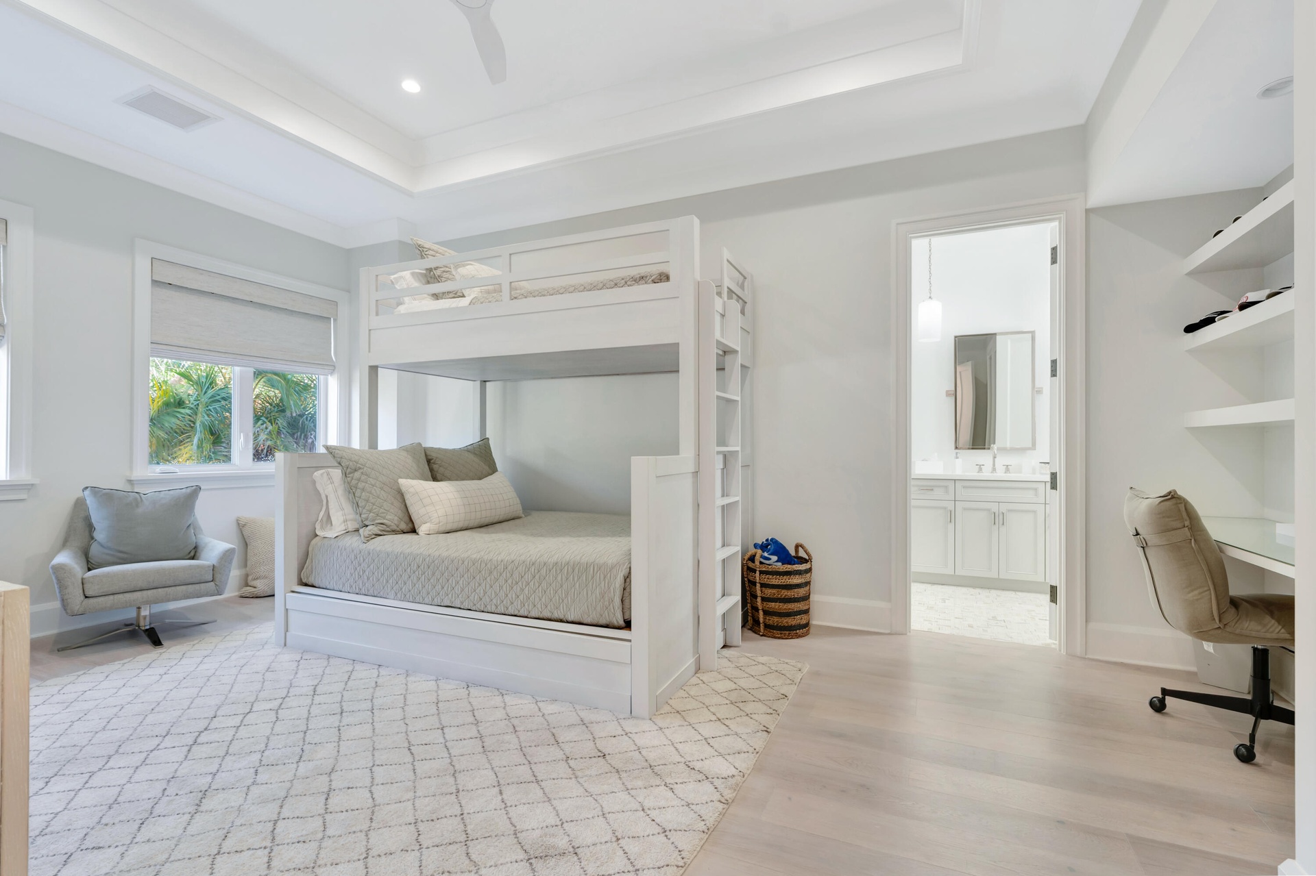 Upstairs bedroom 3