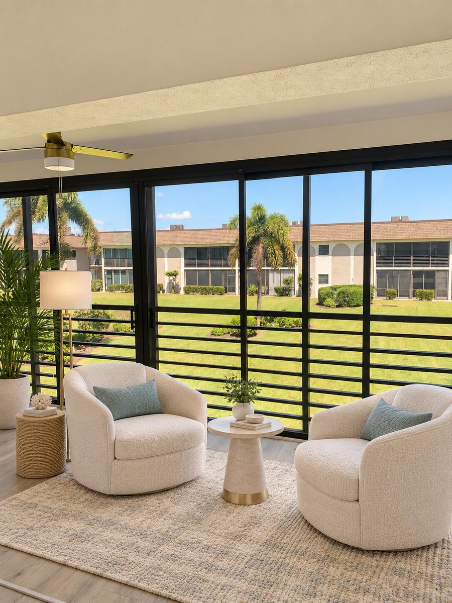Florida Room, virtually staged