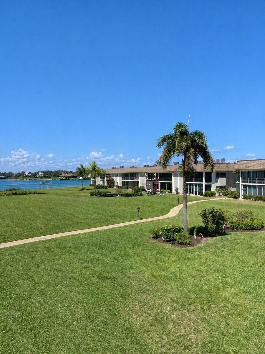 Walkway to the Intercoastal