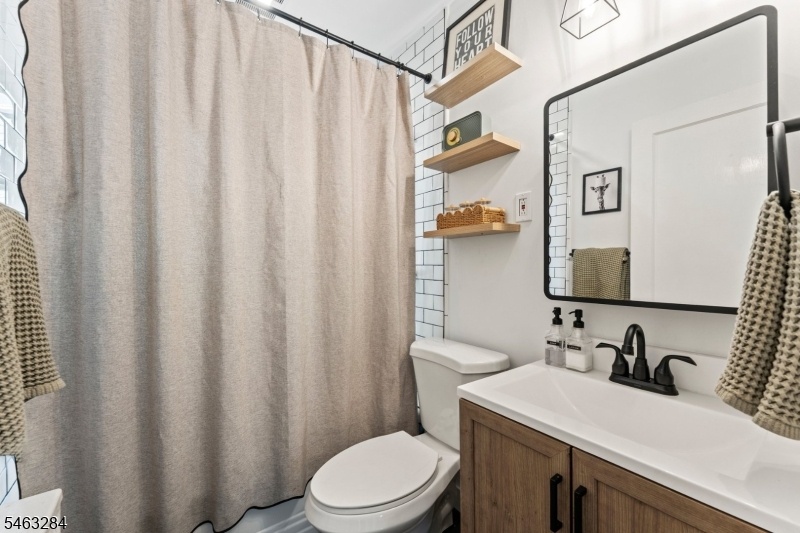 Main Bath
