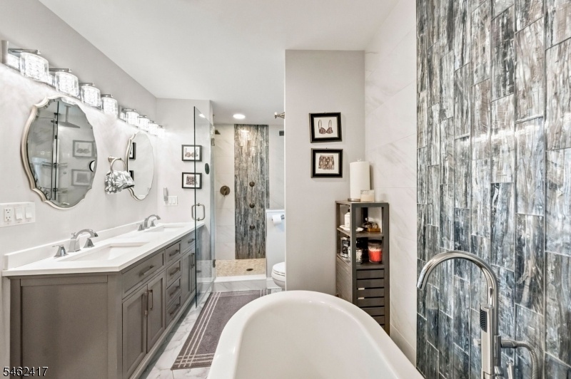 Main bathroom