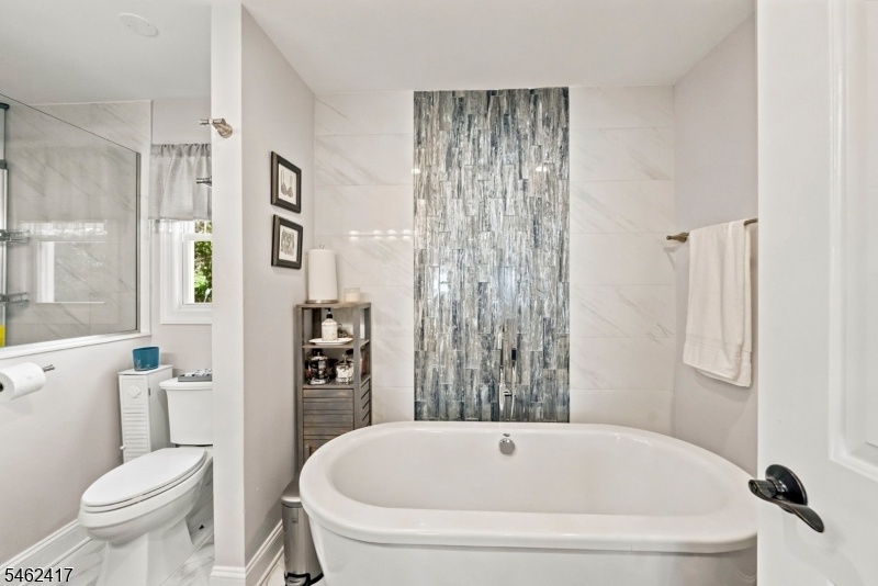 Main bathroom