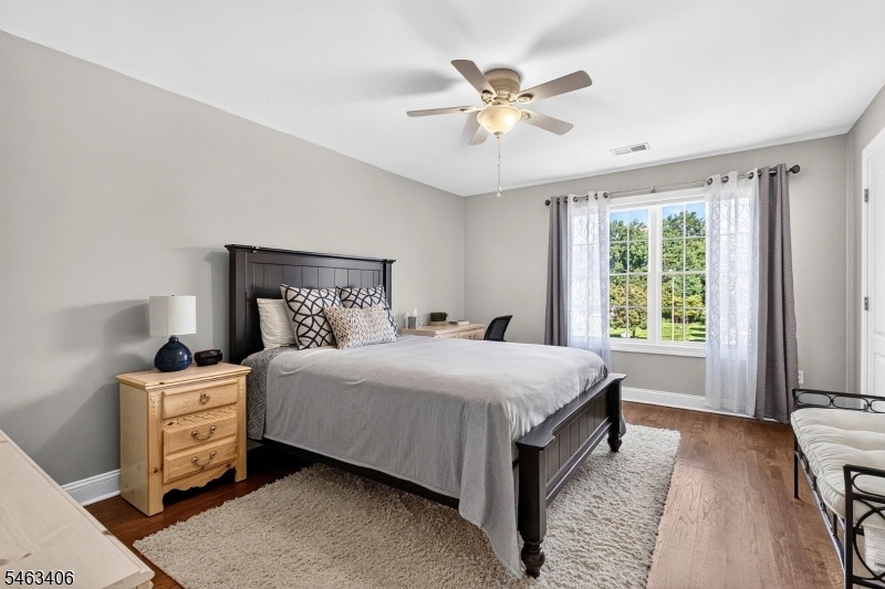 3RD BEDROOM ON 2ND LEVEL