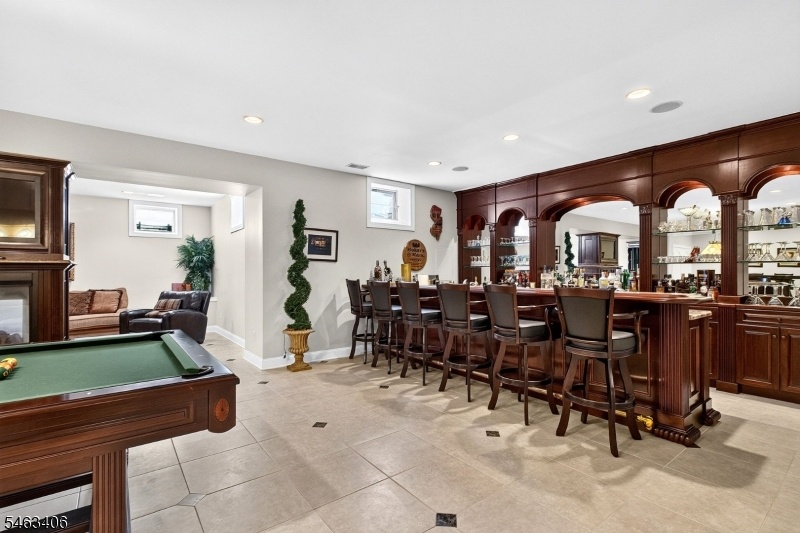 WET BAR IN BASEMENT