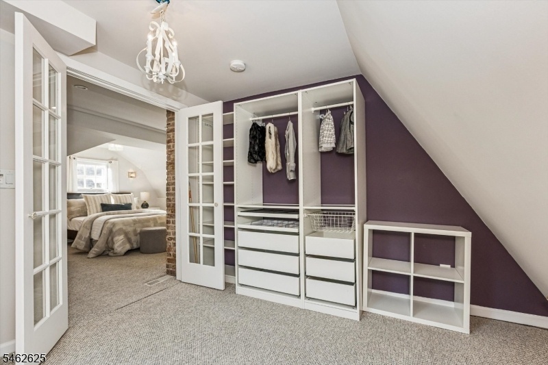 Bedroom 4 Walk-In Closet