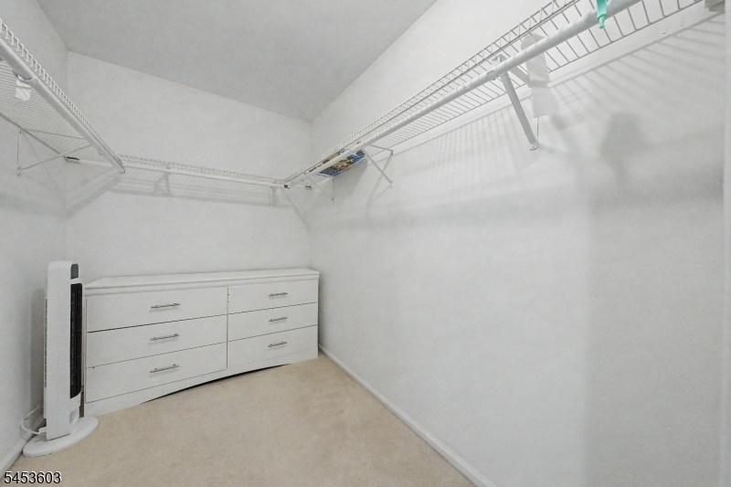 Closet 2