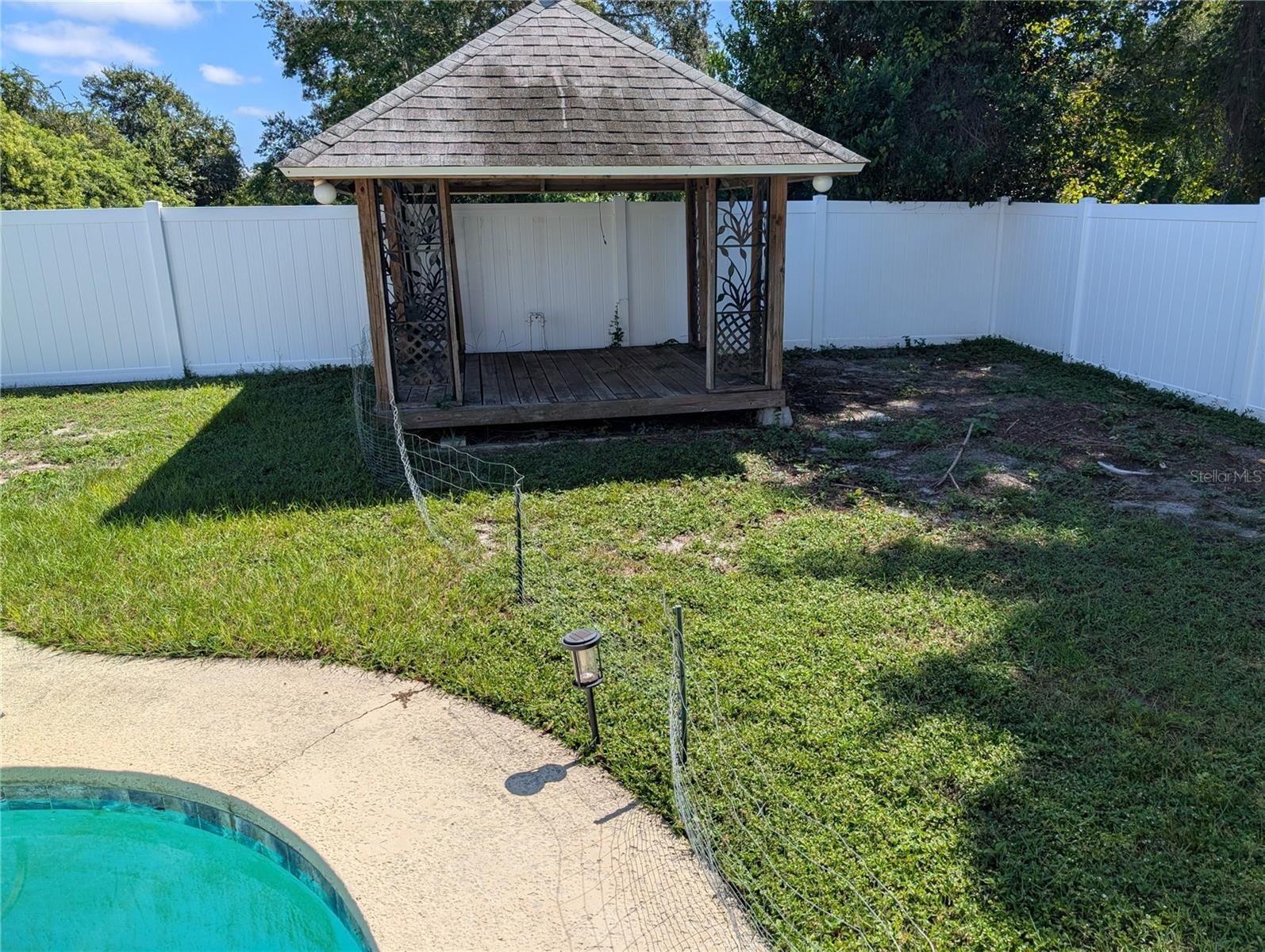 Pool Gazebo and New Vinyl Fencing!