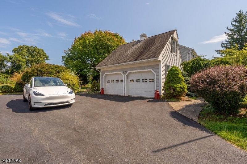 Attached Garage