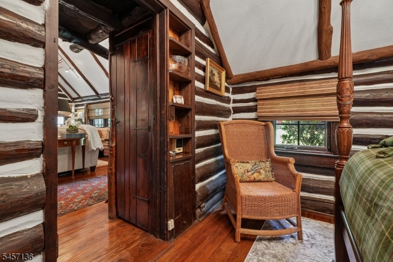 Into Incredible Great Room