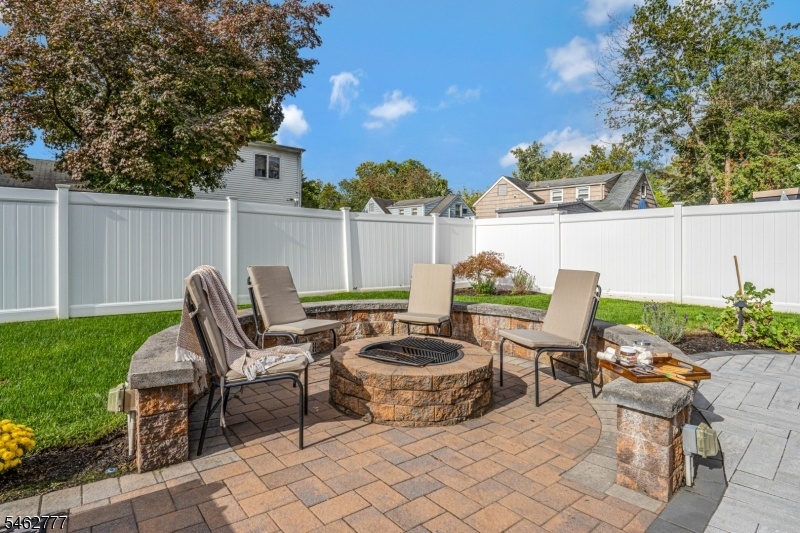 PRIVATE BACKYARD