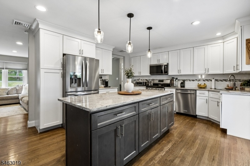 Alternate kitchen view