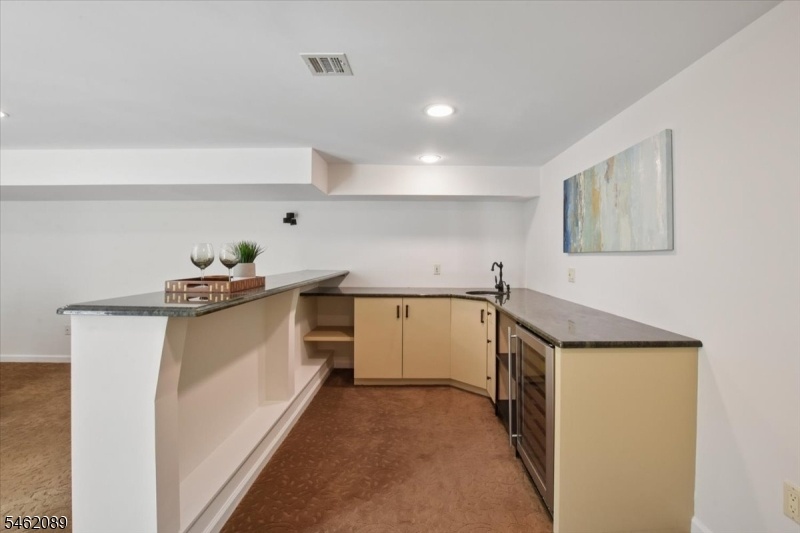 Great Room wet-bar