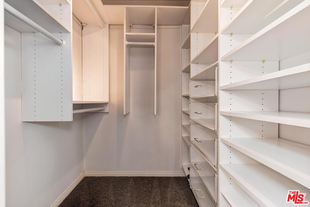 Primary Walk-in 1