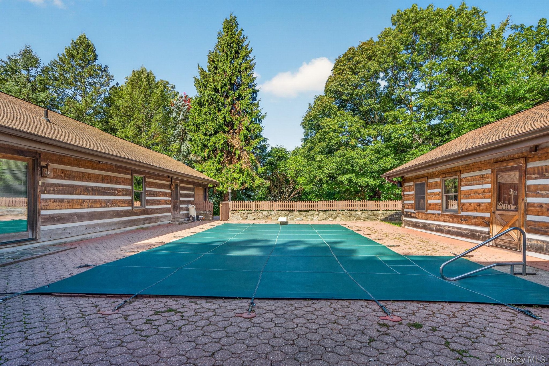 Liner replaced in 2022/2023.  New pool cover same year.