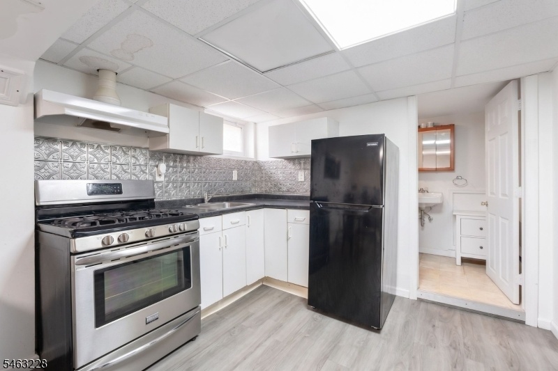 Summer Kitchen