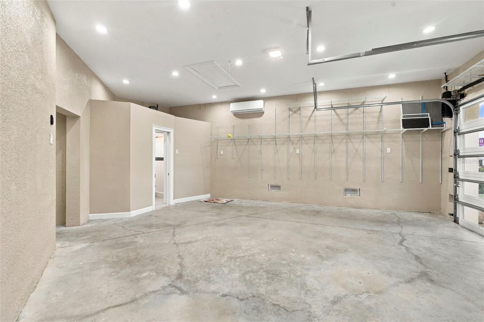 LARGE Garage -2 car +Golf Cart with Split Unit and FULL BATHROOM