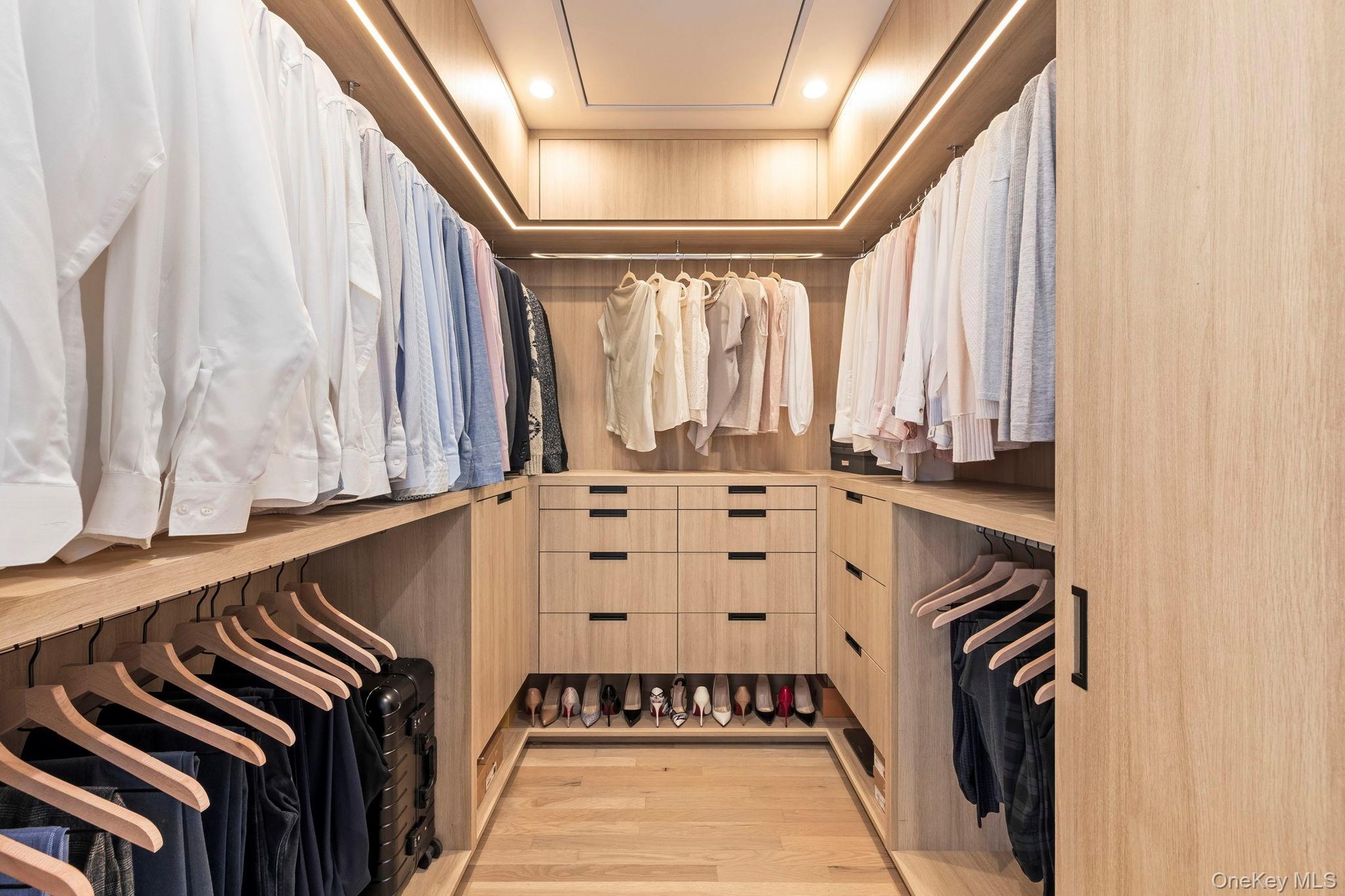 Primary Bedroom Closet