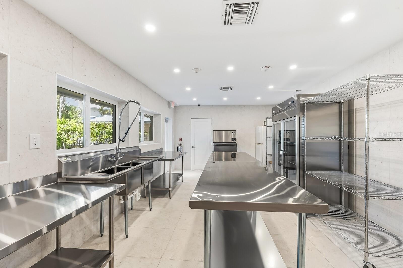 New commercial kitchen in Main Clubhouse