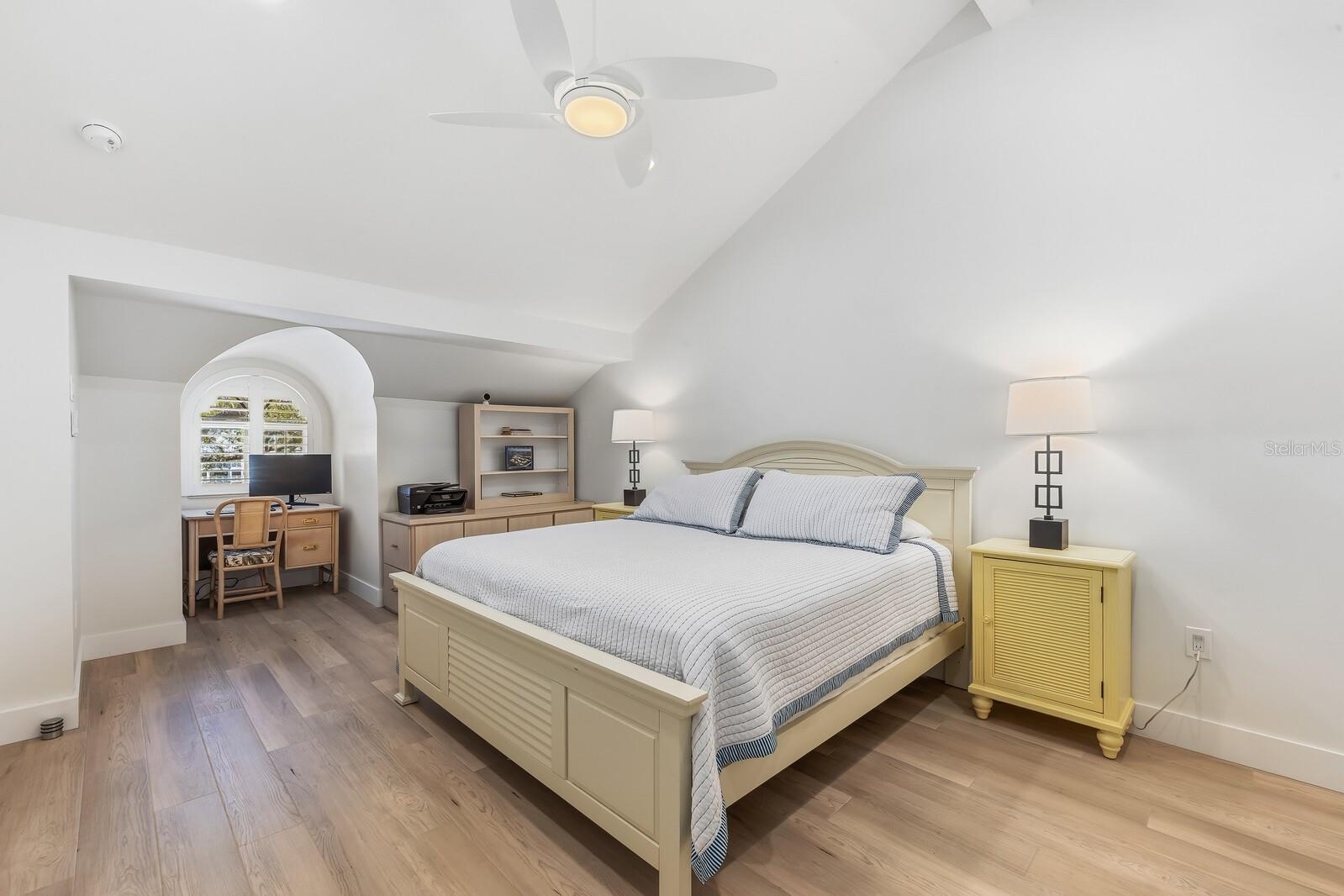 Loft Ensuite - Second Floor