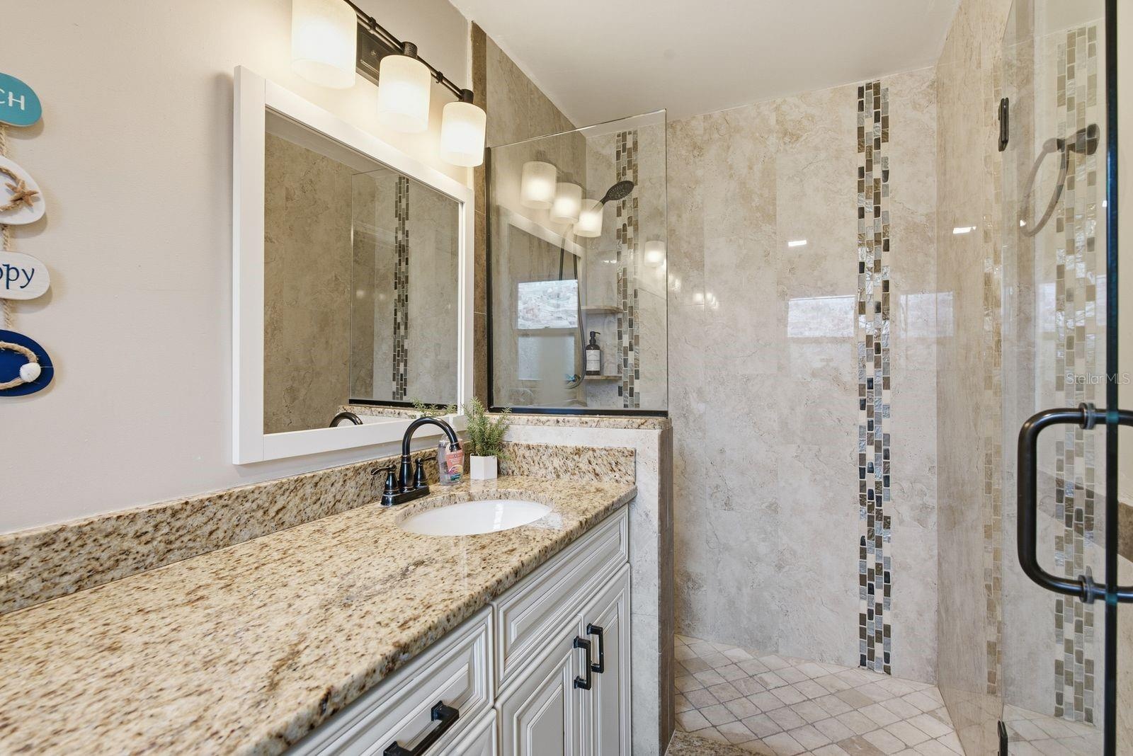 MASTHER BATHROOM
