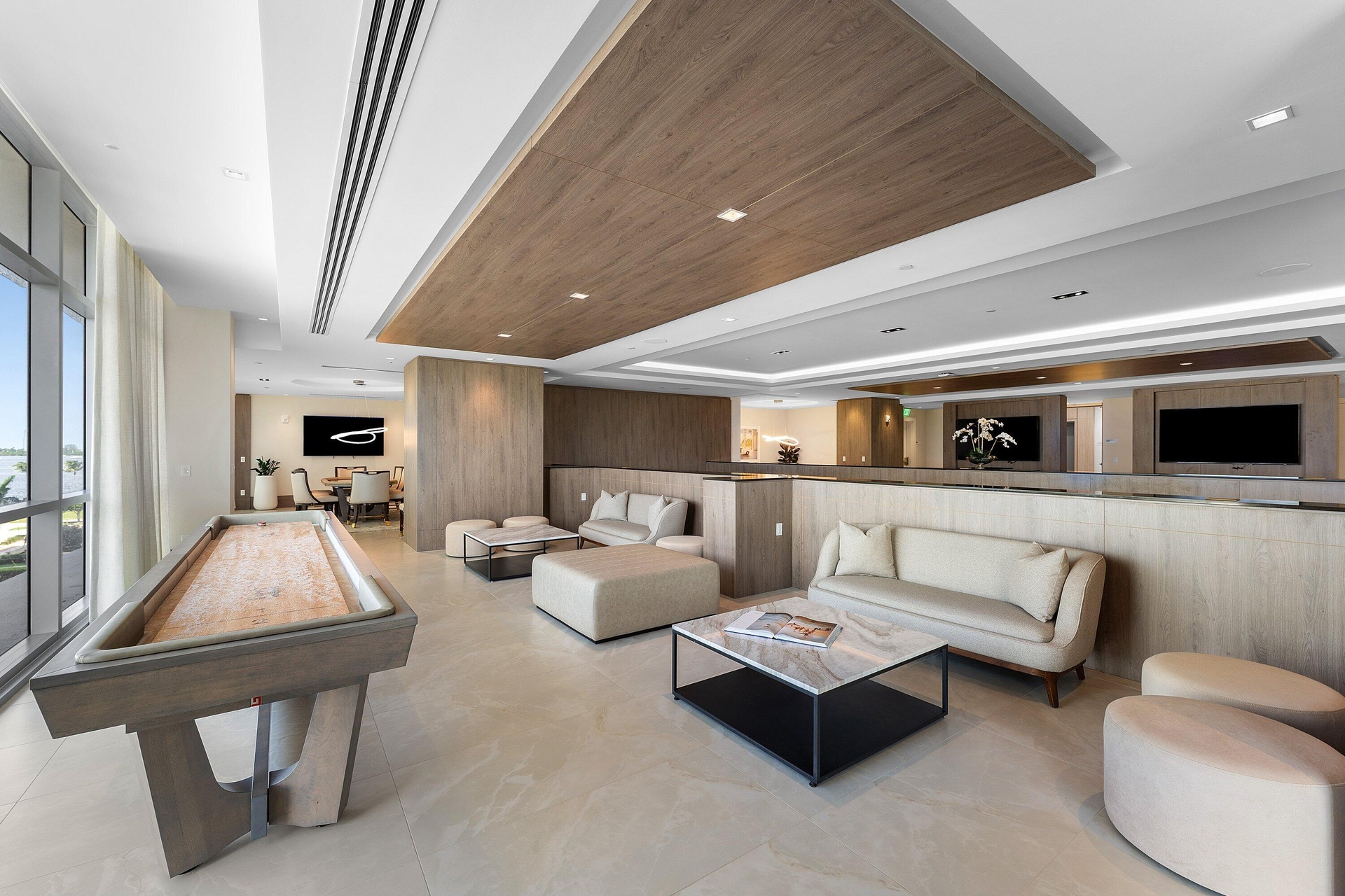 POOL ROOM