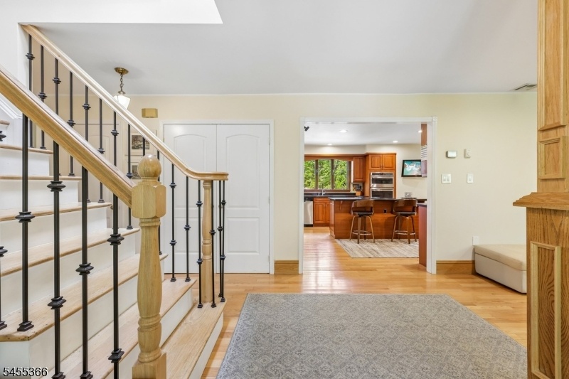 Foyer/Entry