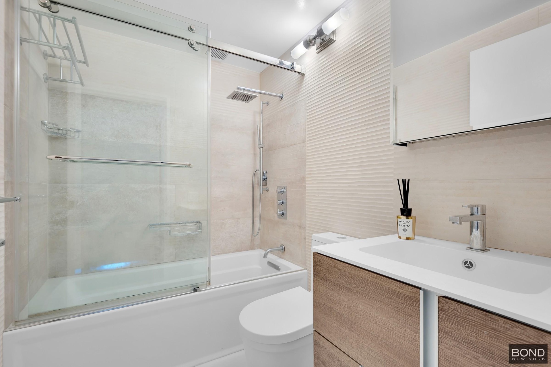 En Suite Bathroom