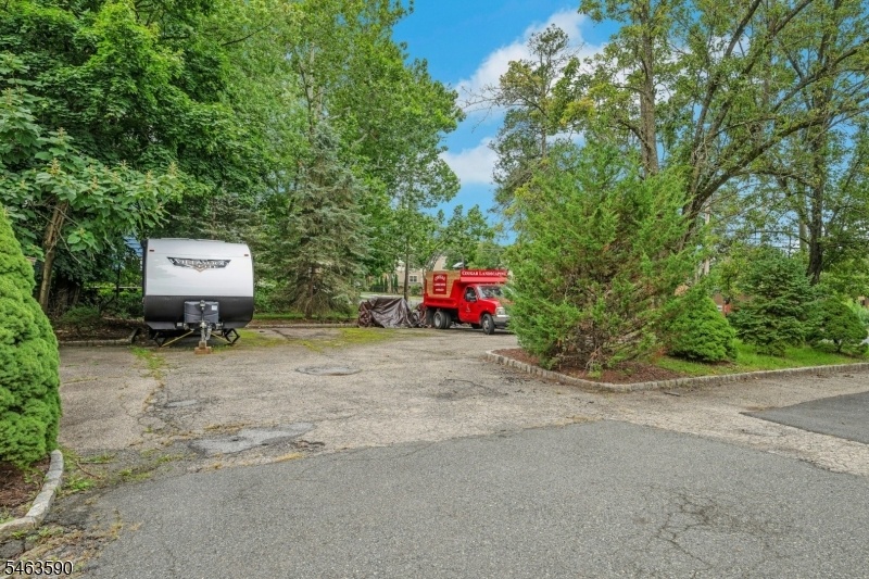 Additional rear parking