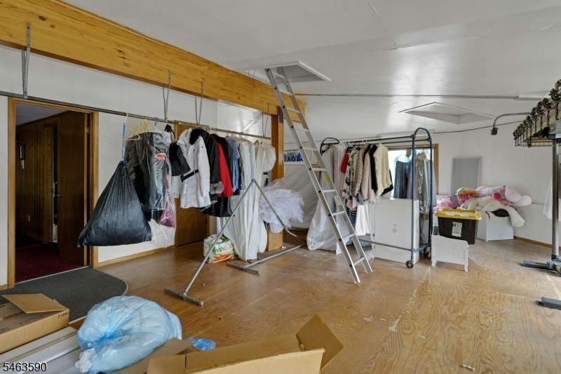 Upper level view 2