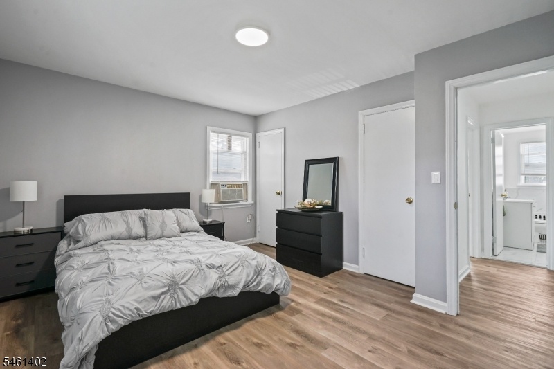 Bed 1 - 1st floor