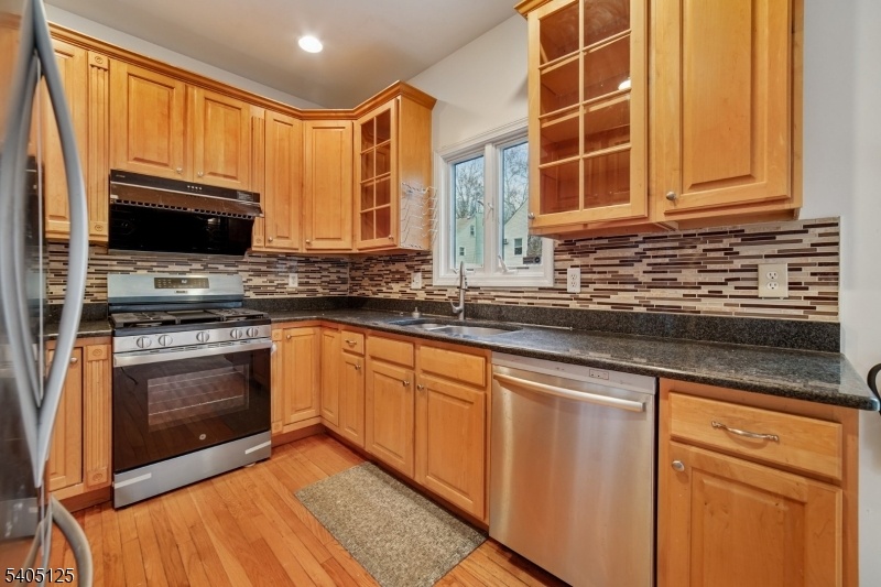 Eat in Kitchen