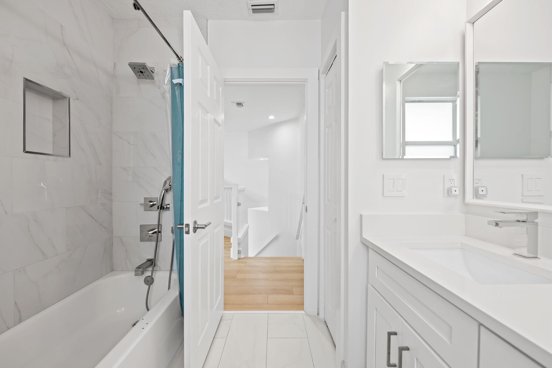 Upstairs Bathroom