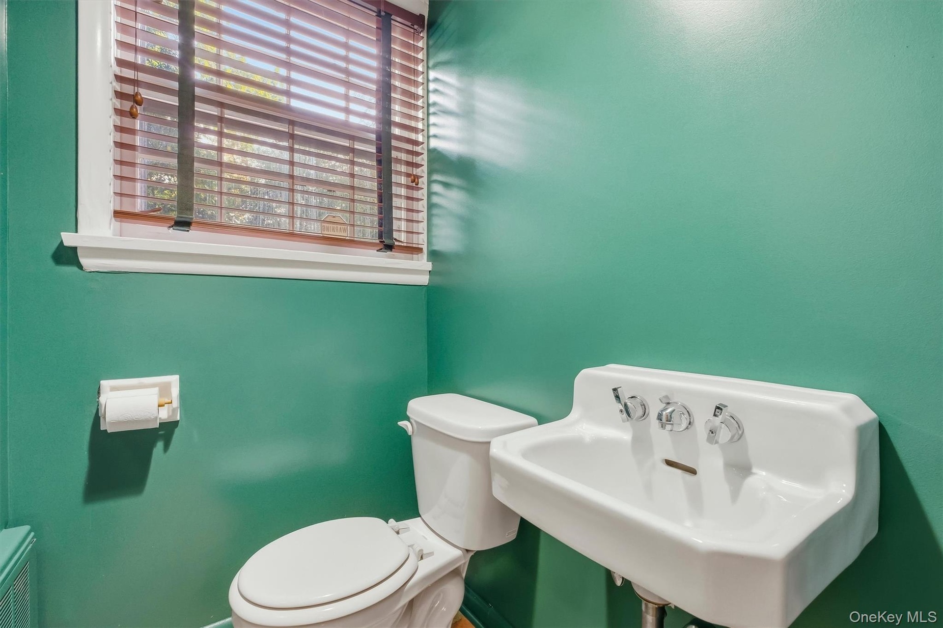 Lower level half bath